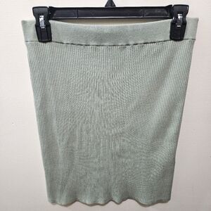 Wilfred Aritzia Pale Green Ribbed Stretch Soft Mini Office Sweater Skirt Medium